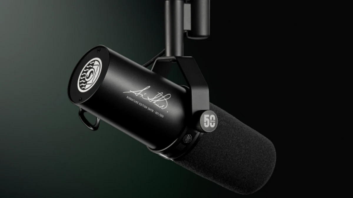 Shure SM7B XLR dynamic broadcast microphone on boom arm representing professional streaming and podcasting setup
