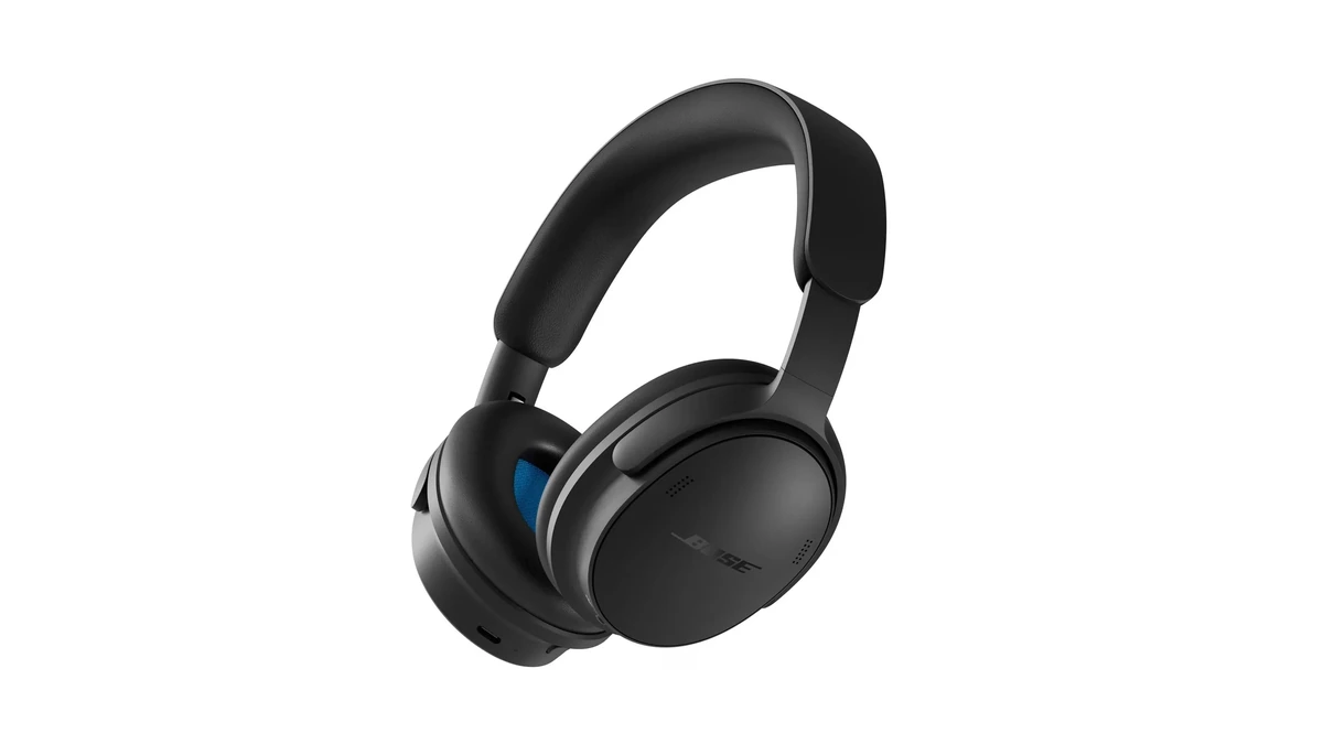 Black Bose QuietComfort over-ear headphones shown in a three-quarter view on a plain white background