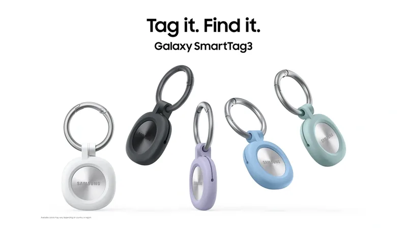 Samsung Galaxy SmartTag3 trackers in white, gray, purple, blue and green cases with metal key rings